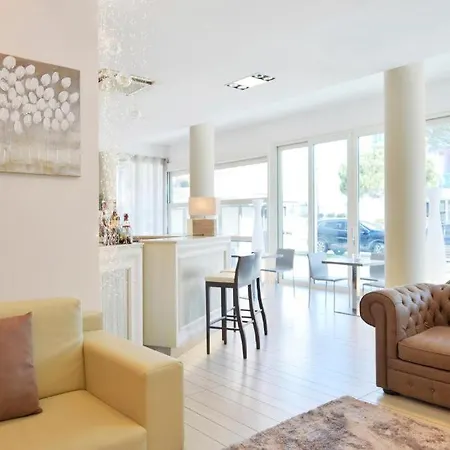Hotel Fiamma Cesenatico Hotel 4*